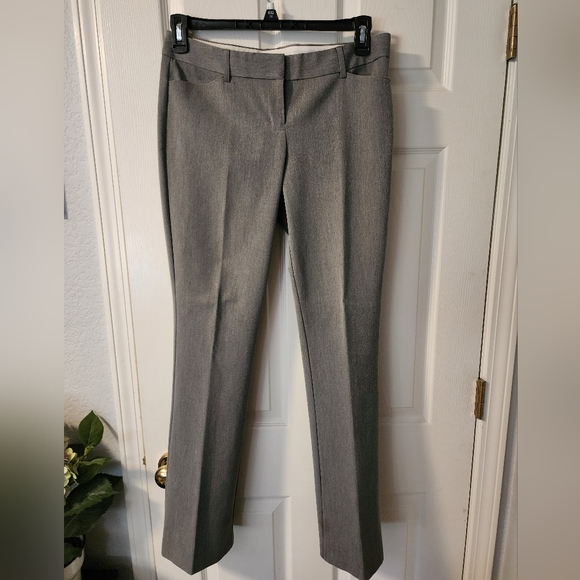 Express 3/4 Sleeve Grey Suit Set - Picture 6 of 8